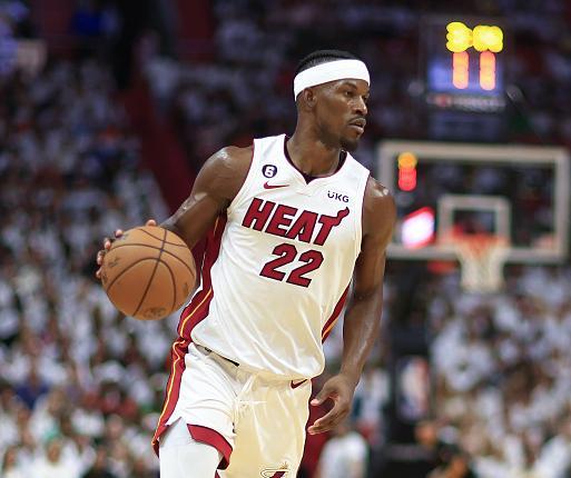 PG游戏-包含巴特勒赛事官方发布绝杀新规，巴塞罗那争议不断！的词条